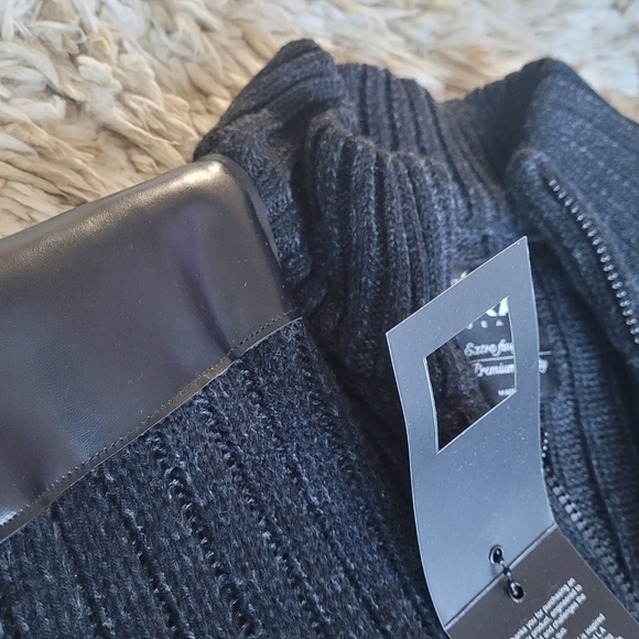 XRay Jeans Zip-up Cardigan - Picture 2 of 8